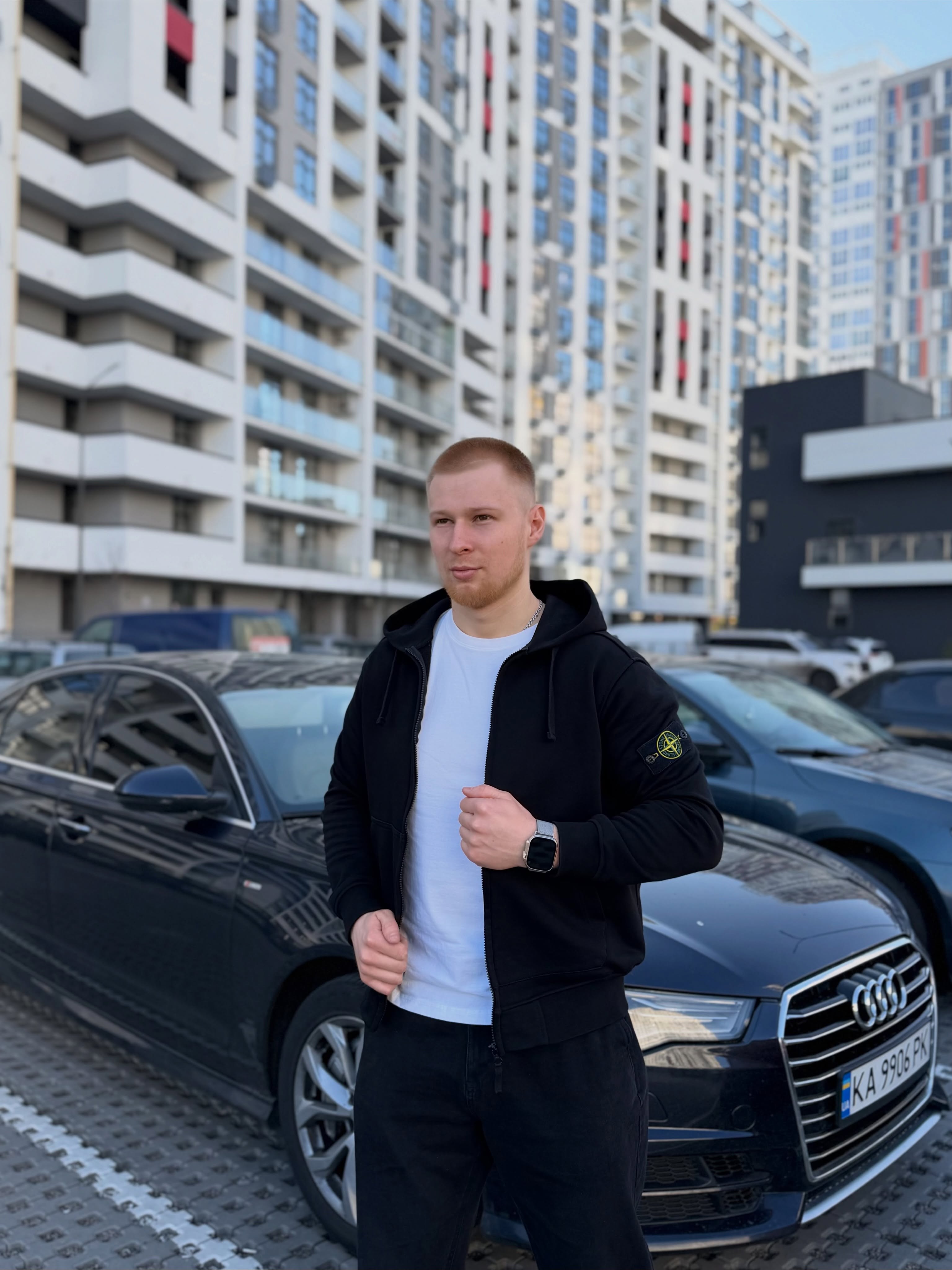 Zip Hoodie Casual Dictat на моделі